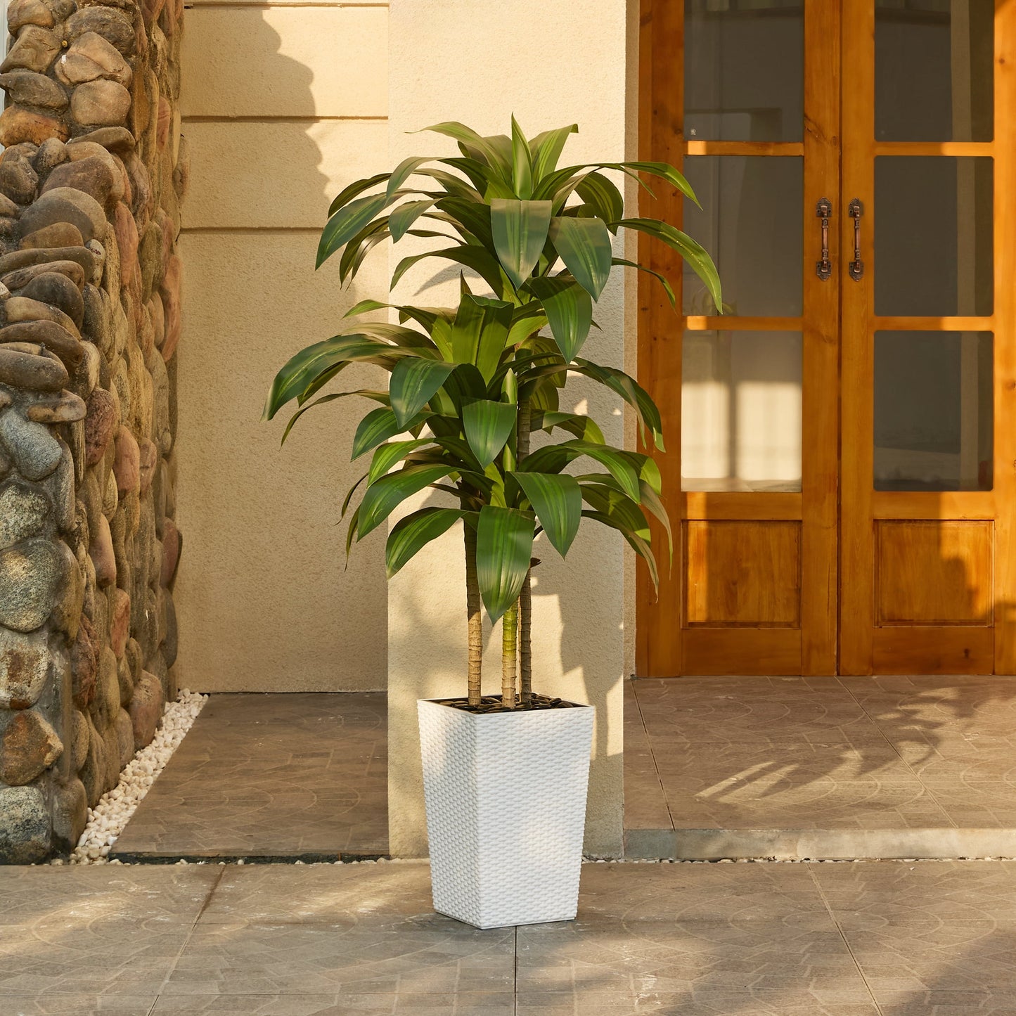DR.Planzen Artificial Dracaena Tree 5ft - UV Protected Faux Dracaena Plant with 57 Green Leaves, Fake Tree for Indoor & Outdoor Use, Sturdy Tall Brown Planter with River Stones