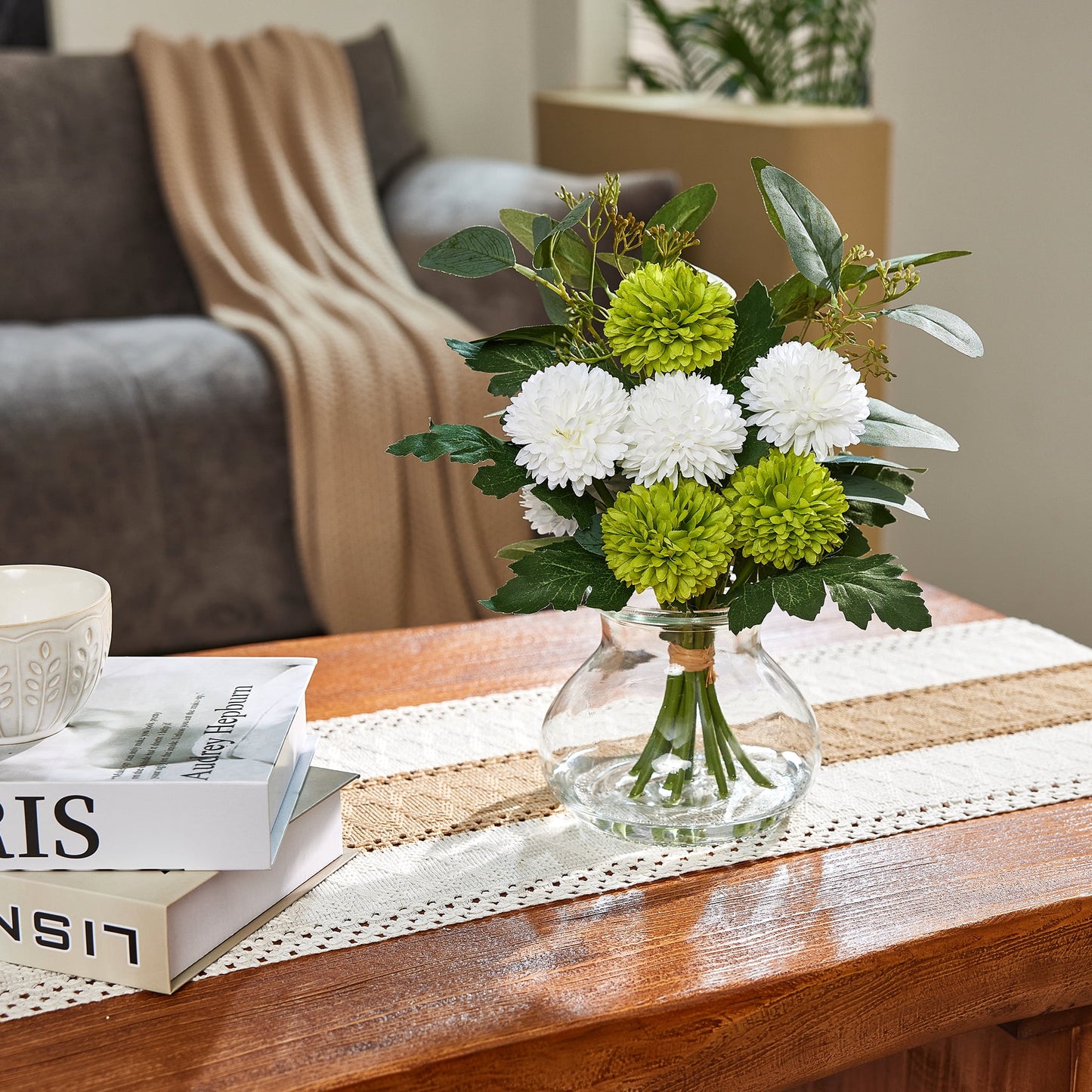 DR.Planzen Artificial Chrysanthemum & Eucalyptus Arrangement, White & Green Fake Flowers in Apothecary Glass Vase with Faux Water, 12.9" Home Office Decor