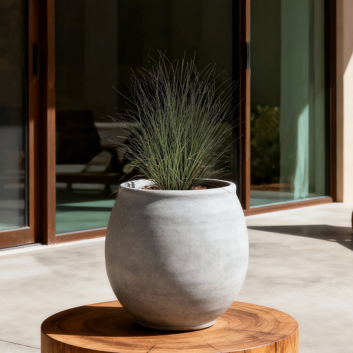 Dr.Planzen 24in Artificial Onion Grass Plant in Pot, Small Faux Tabletop Grass Decor, Realistic Curly Foliage for Home, Office, Bathroom, Shelf Decor