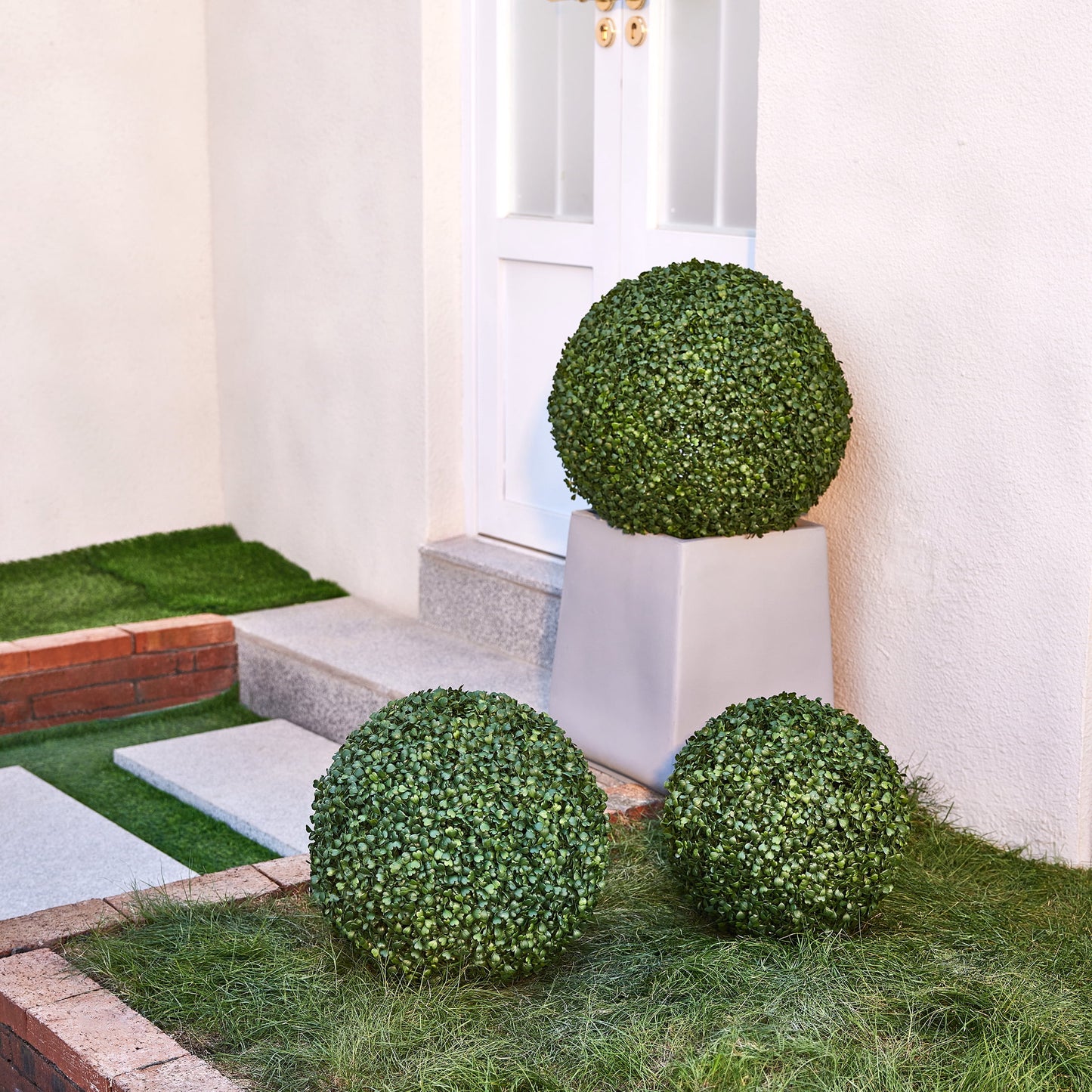 DR.Planzen 3 Pack Artificial Boxwood Topiary Balls Set (12/15/18 Inch), UV Resistant Fake Greenery Balls for Indoor Outdoor Decor, Garden Patio Front Door