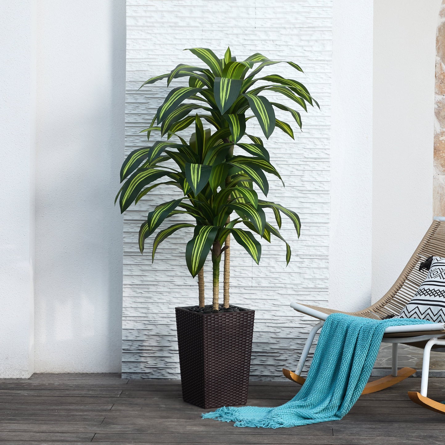 DR.Planzen 5FT Artificial Dracaena Tree with UV-Resistant Silk Leaves in Coffee Tall Planter - Indoor/Outdoor Faux Plant for Home Office House Decor, Tall Fake Tree for Living Room Lobby & Patio