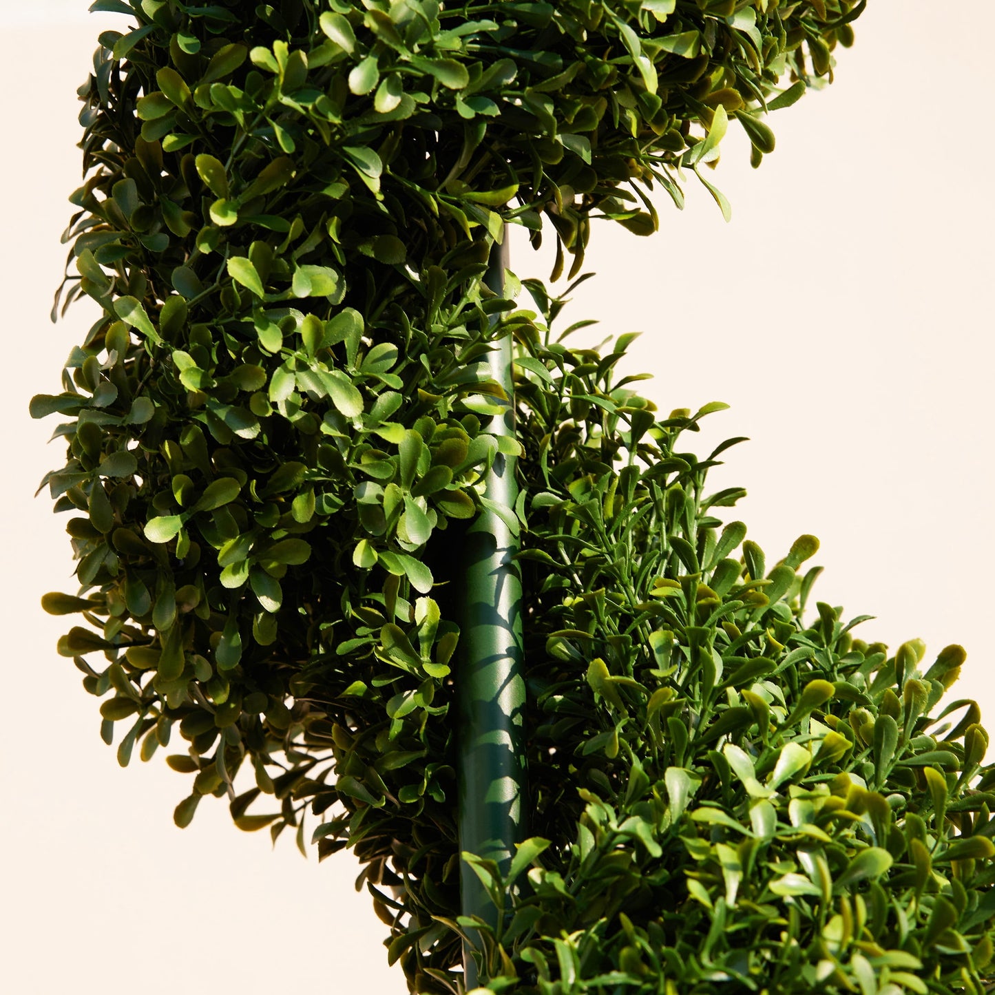 2 Pack 4FT Artificial Boxwood Spiral Topiary Tree ¨C 900 Leaves Faux Boxwood Plant, UV Resistant Outdoor Fake Plant ¨C Realistic Front Door Entryway Porch Decor Potted Tree for Outdoor Garden Patio