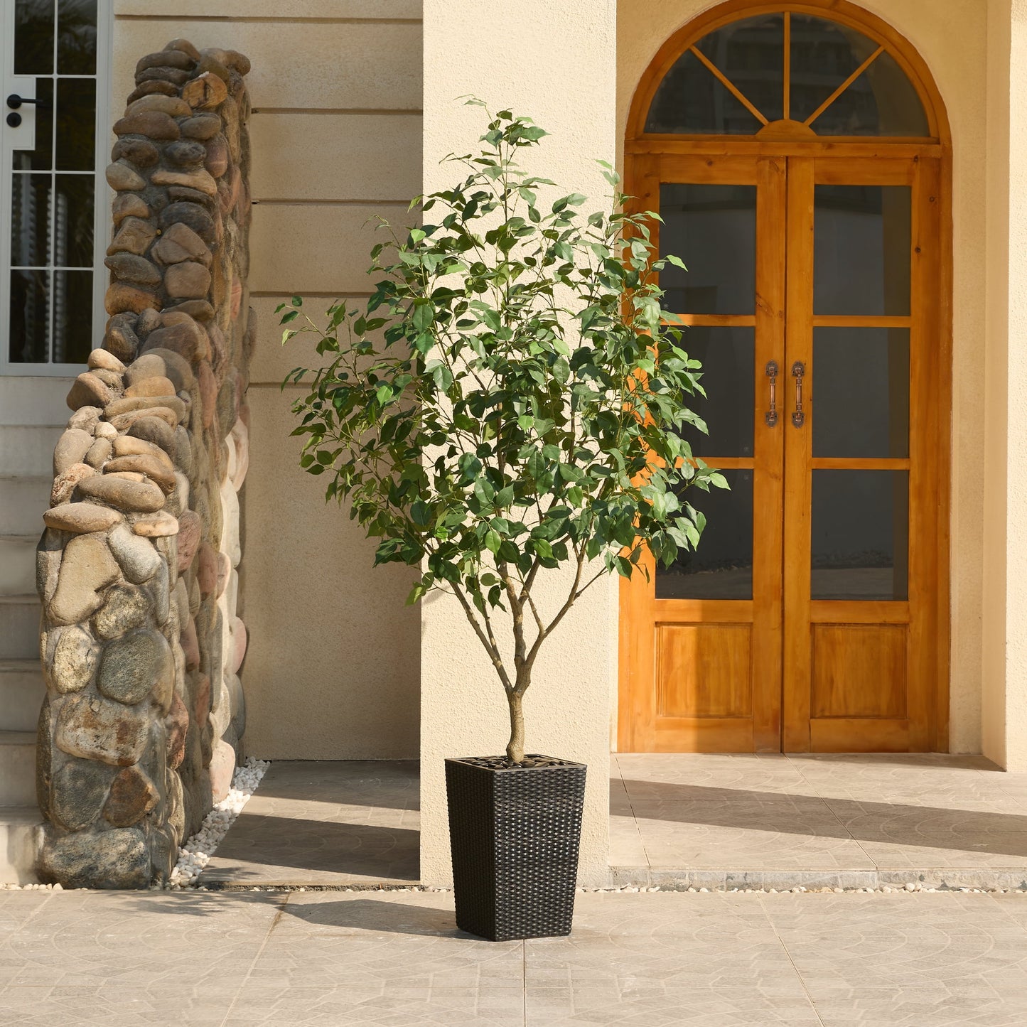 DR.Planzen Artificial Ficus Tree 6ft - UV Protected Faux Ficus Plant with Adjustable Branches and Realistic Green Leaves for Indoor & Outdoor Decor, Black Large Planter with River Rocks