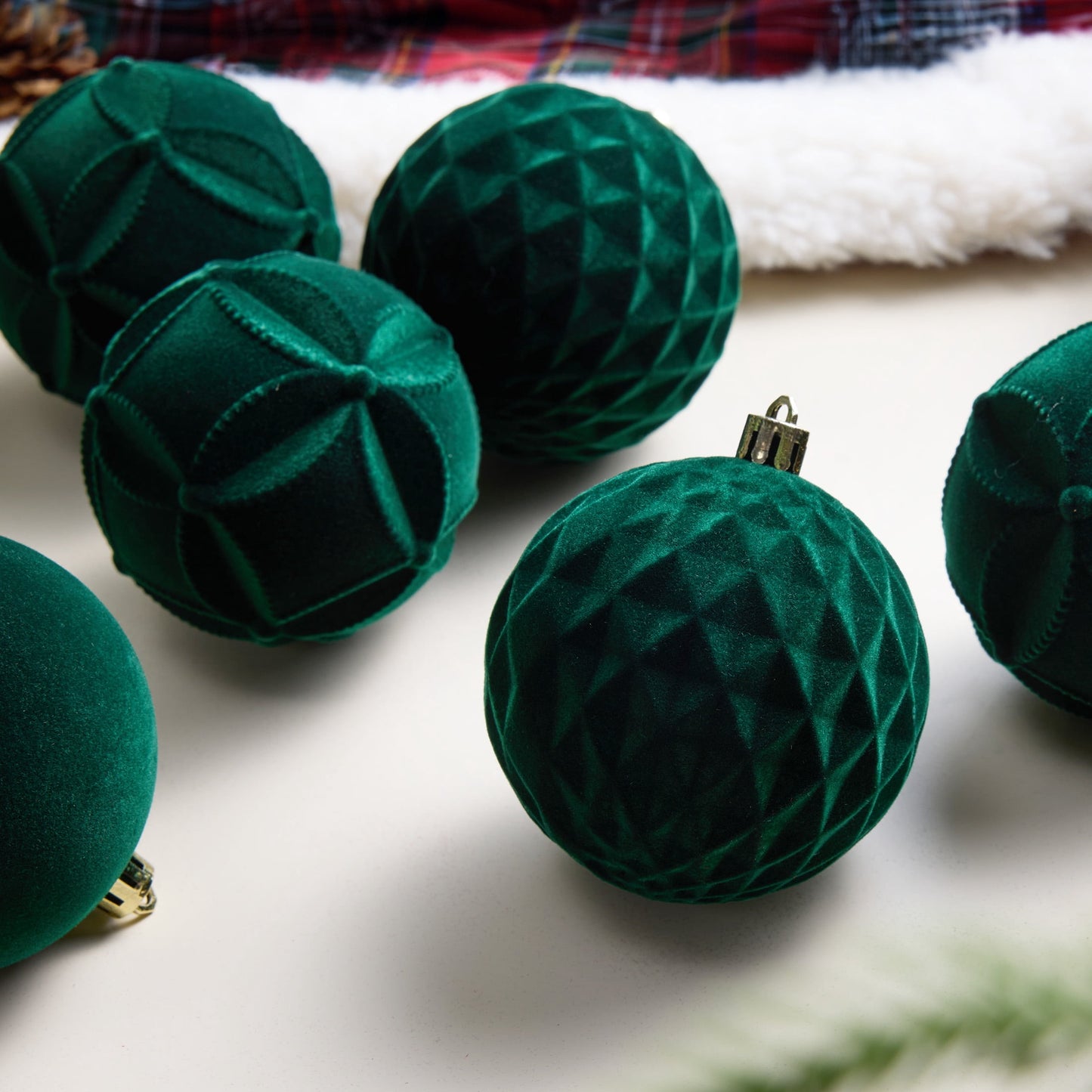 DR.Planzen 16ct 3.15" Dark Green Flocked Christmas Ornaments, Soft Velvet Foam Balls for Holiday Tree Decor, Shatterproof Indoor Xmas Decorations