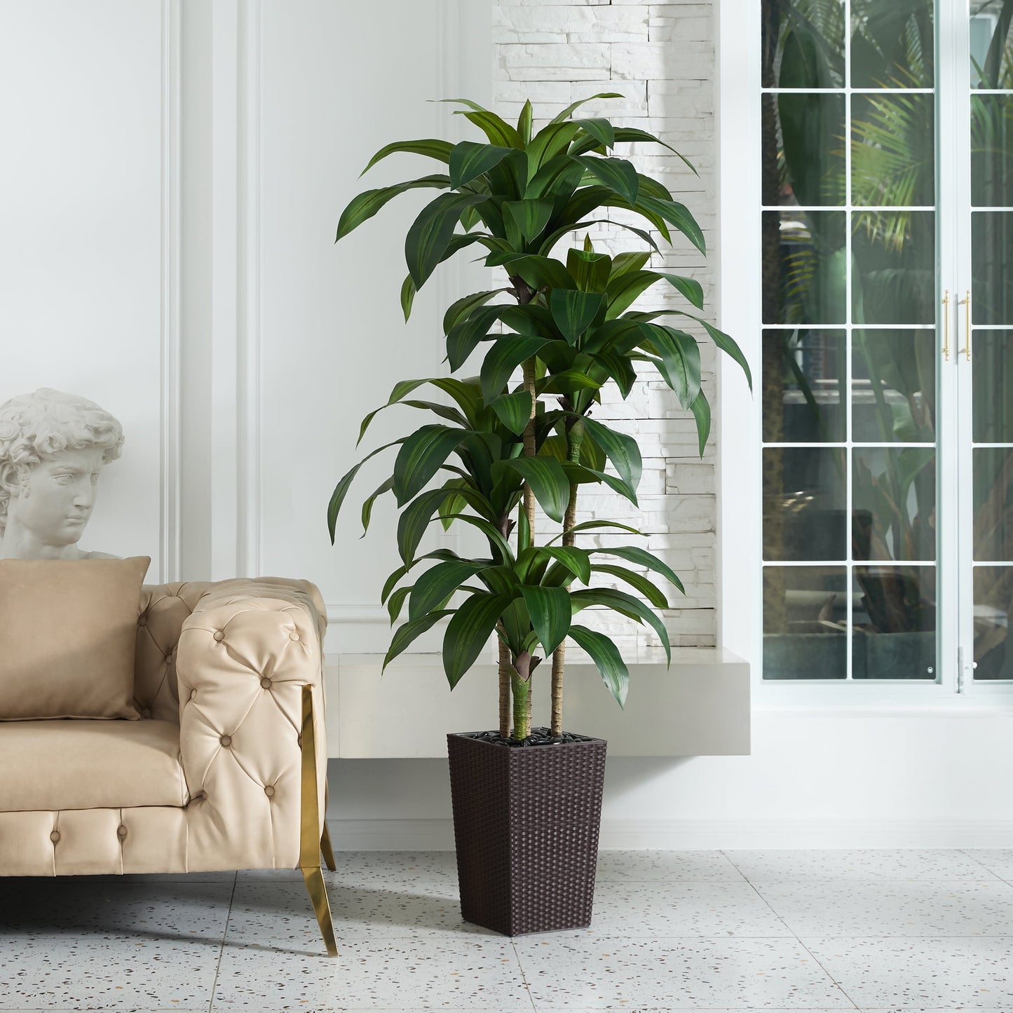 DR.Planzen Artificial Dracaena Tree 6ft - UV Protected Faux Dracaena Plant with 76 Green Leaves, Fake Tree for Indoor & Outdoor Use, Sturdy Tall Black Planter with River Stones
