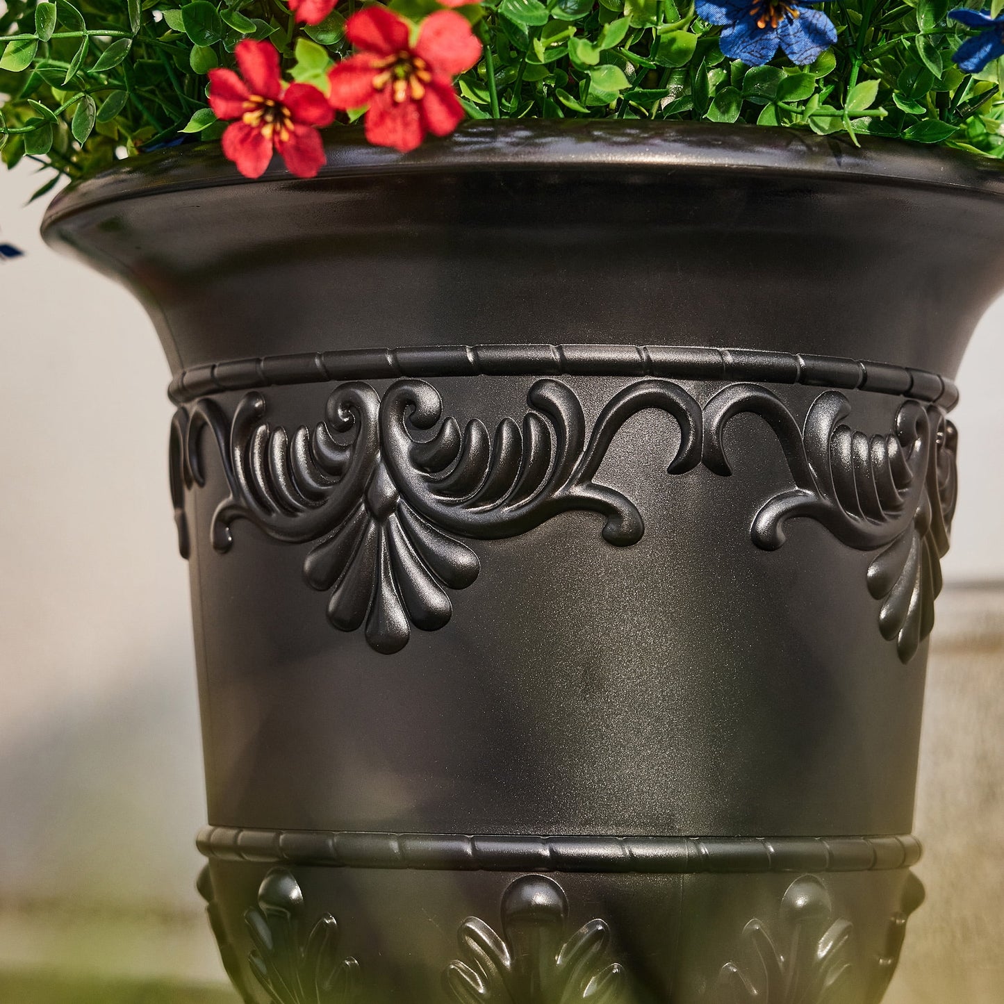 DR.Planzen Artificial Lobelia in Charming Urn Planter Set, 23.6 Inch Tall Lifelike Faux Flowers, Pre-Potted with Tray for Indoor Home and Patio Decor, 1 Piece