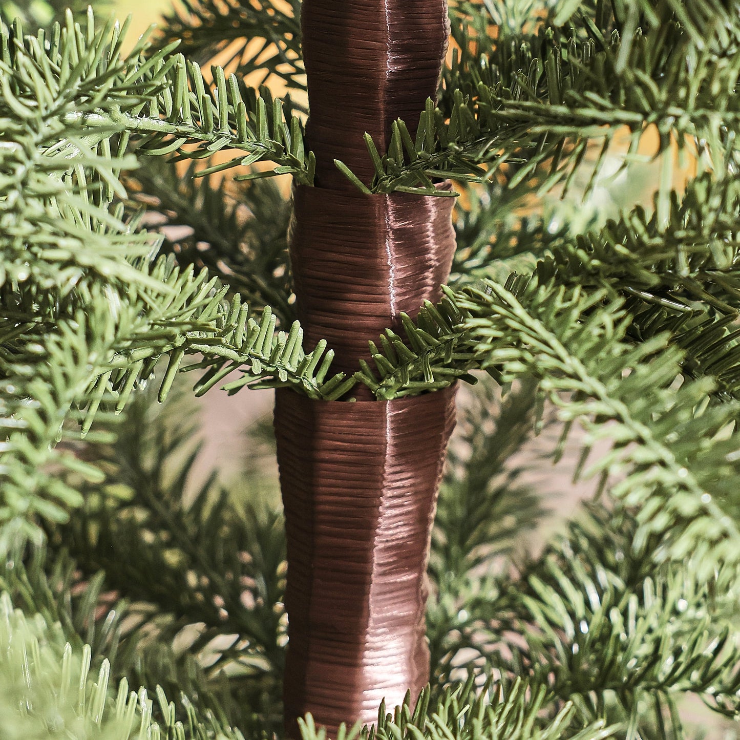 Artificial Christmas Tree 6ft PE Realistic Unlit Green - Full Branches Easy Assembly with Durable Metal Stand - Holiday Indoor Decoration for Family Home Reusable Flame Retardant