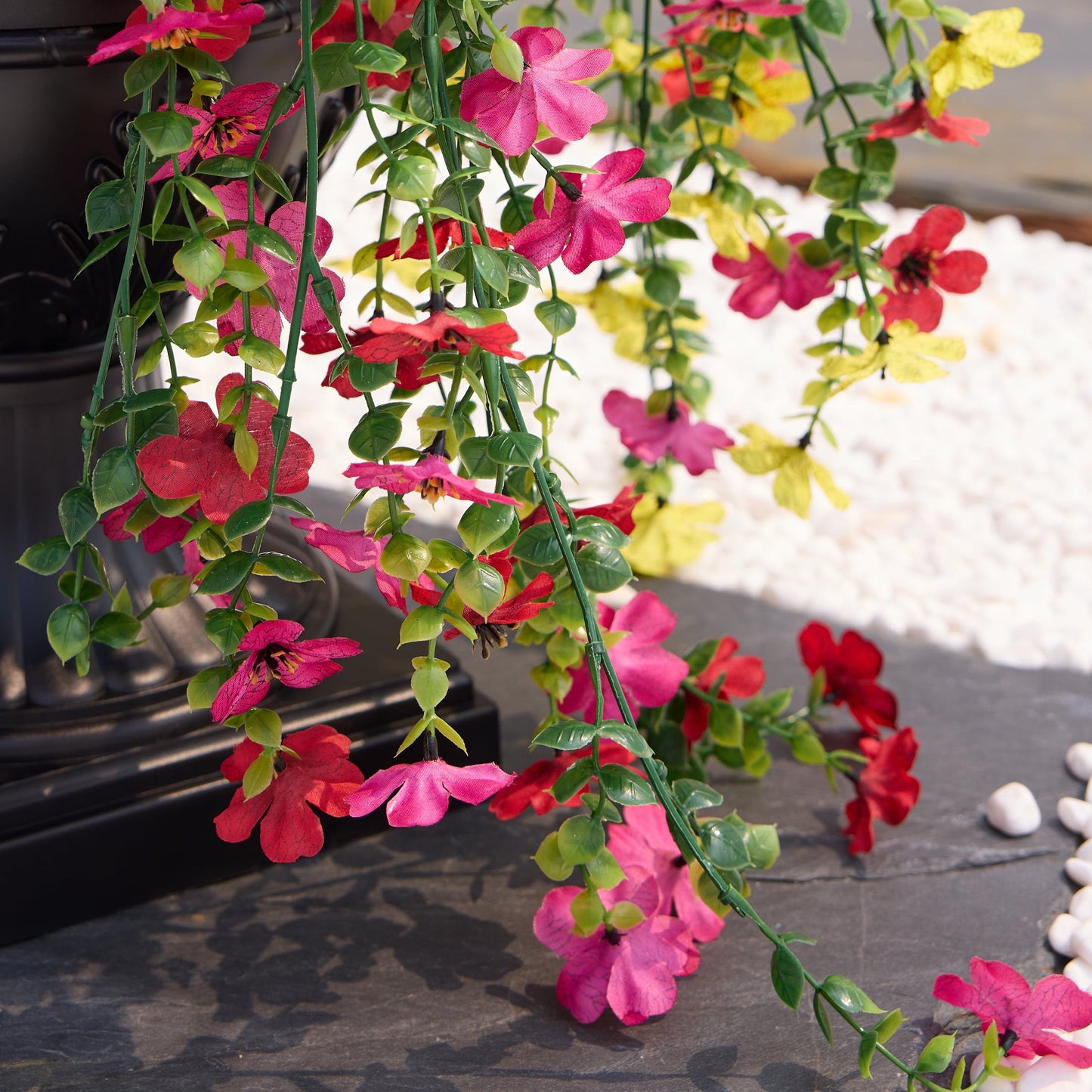 DR.Planzen Artificial Lobelia in Charming Urn Planter Set, 25.6 Inch Tall Lifelike Faux Flowers, Pre-Potted with Tray for Indoor Home and Patio Decor, 1 Piece